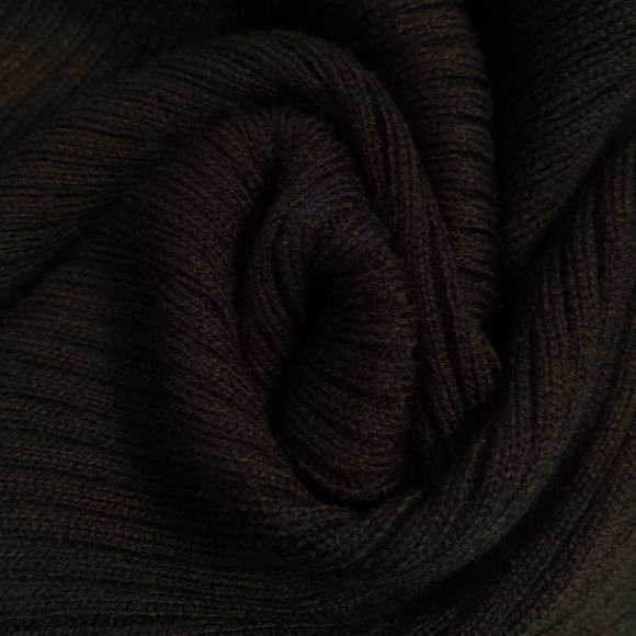 SURPLICE RUFFLED SWEATER - Picture 7 of 7